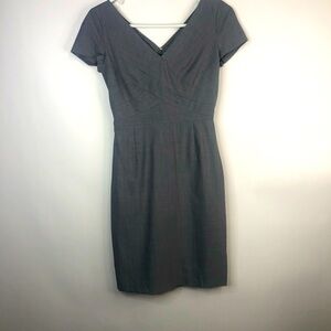 Banana Republic gray short sleeve v-neck wool blend cocktail dress 0